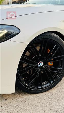 بی ئێم دەبڵیو سیریەس 5